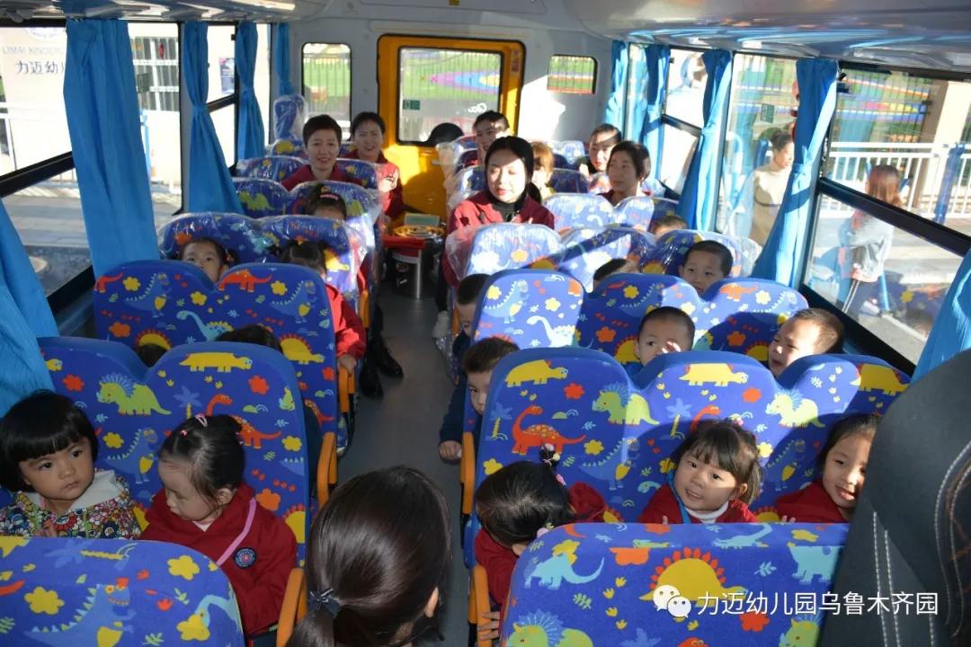 力邁幼兒園‖“走進科技館 開啟科學夢”參觀科技館活動(圖2)